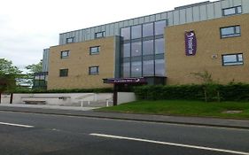 Premier Inn Winchester Exterior photo