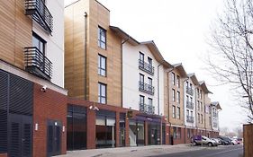 Premier Inn Stratford Upon Avon Waterways Exterior photo