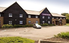 Premier Inn Farnborough West - Southwood Exterior photo