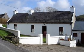 Griffins Holiday Cottage Dingle Exterior photo