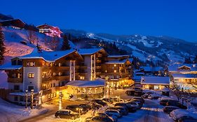 Hotel Die Sonne Saalbach-Hinterglemm Exterior photo