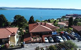 Pension Silvia Bed & Breakfast Portoroz Exterior photo