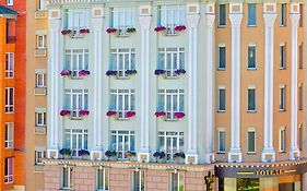 Alleya Grand Hotel Poltava Exterior photo