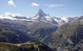 Hotel Alfa Zermatt Exterior photo