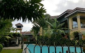 Mactan Breeze - Airport Bed And Breakfast Lapu-Lapu City Exterior photo