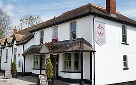 The Dean Ale & Cider House Hotel Chichester Exterior photo