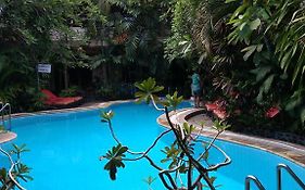 Secret Garden Inn Kuta  Exterior photo