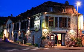 Le Victor Hugo - Hotel Et Restaurant - Logis Hotels Saint-Cere Exterior photo