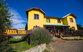 Hostel Nakel Yenu El Calafate Exterior photo