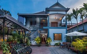 Angkor'S Sunshine Bed & Breakfast Siem Reap Exterior photo