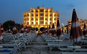 Hotel Life Rimini Exterior photo