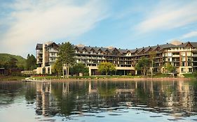 Entourage Sur-Le-Lac Hotel Lac-Beauport Exterior photo