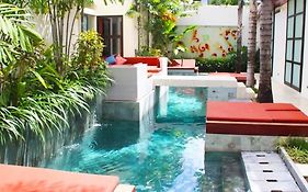 Bali Ginger Suites & Villa Seminyak  Exterior photo