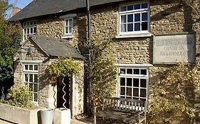 Finch'S Arms Hotel Oakham Exterior photo