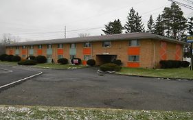 Budget Inn Hudson Exterior photo