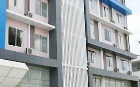 Hotel Broadway Yangon Exterior photo