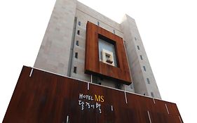 Hotel M Story Suwon Exterior photo