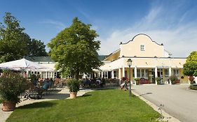 Golfhotel Gutshof Penning Rotthalmuenster Exterior photo