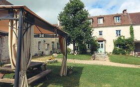 La Petite Ferme Bed & Breakfast Cherence Exterior photo