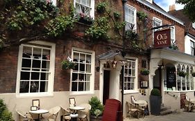 The Old Vine Hotel Winchester Exterior photo