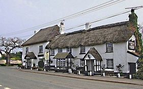 The Old Thatch Inn Exeter Exterior photo