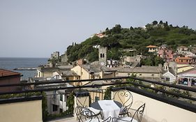 Hotel La Colonnina Monterosso al Mare Exterior photo