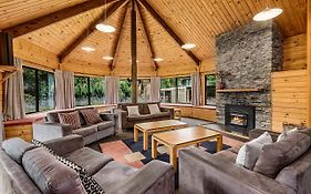 Altamont Lodge Wanaka Exterior photo