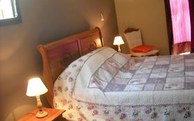 Bois De Santal Chambre D'Hotes Bed & Breakfast Saint Pierre Exterior photo