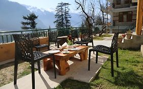 Hotel Mountain Trail Manali Exterior photo