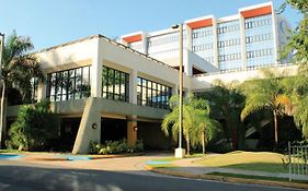 Howard Johnson By Wyndham San Juan Centro Cardiovascular Hotel Exterior photo