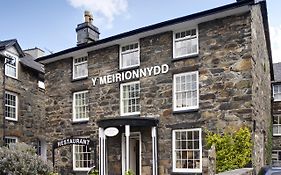 Y Meirionnydd Townhouse Hotel Dolgellau Exterior photo