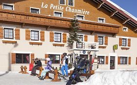 Logis Hotel La Petite Chaumiere Gex Exterior photo