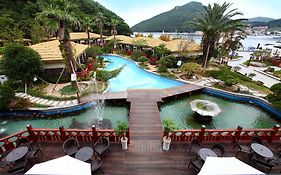 Tongyeong Hansan Marina Resort Exterior photo