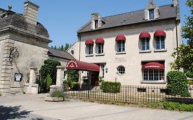 Hostellerie Le Griffon Blerancourt Exterior photo