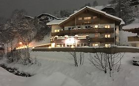 Am Zwoelferkogel Appartements Saalbach-Hinterglemm Exterior photo