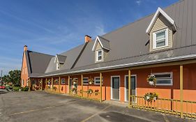 Auberge De L'Anse Hotel Riviere-du-Loup Exterior photo