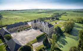 Hotel Du Chateau De Quineville Exterior photo