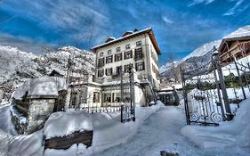 Villa Novecento Romantic Hotel - Estella Hotel Collection Courmayeur Exterior photo