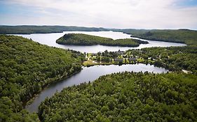 Auberge Du Lac-A-L'Eau-Claire Hotel Saint-Alexis-des-Monts Exterior photo