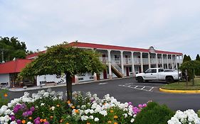 Red Carpet Inn & Suites Culpeper Exterior photo