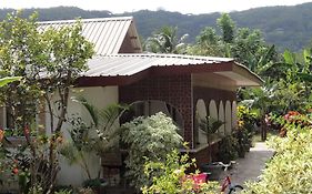 Rising Sun Guest House La Digue Exterior photo