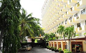 Golden Beach Hotel Pattaya Exterior photo