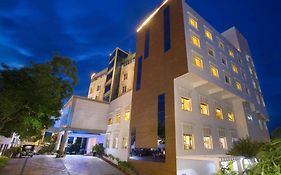 Hotel Atithi Pondicherry Exterior photo