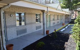 Economy Inn Cuyahoga Falls Exterior photo