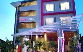 Favehotel Kuta Square Exterior photo