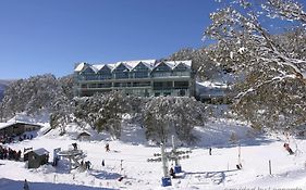 Falls Creek Country Club Hotel Exterior photo