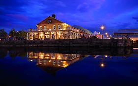 The Ship & Trades Hotel Chatham  Exterior photo