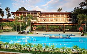 Hotel Tropika Davao Exterior photo