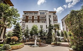 Prestige Hotel Tirana Exterior photo