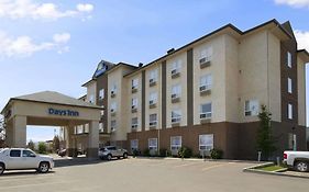 Days Inn By Wyndham Edmonton South Exterior photo